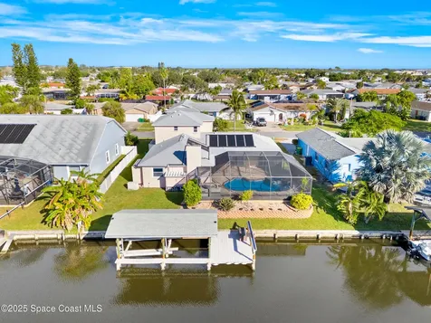 1525 W Riviera Drive Merritt Island FL 32952