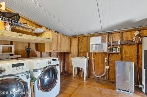 4895 Orange Street Mims FL 32754