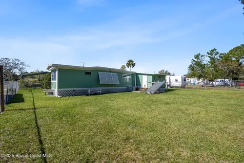 4895 Orange Street Mims FL 32754