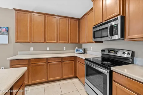 2389 Snapdragon Drive NW Palm Bay FL 32907