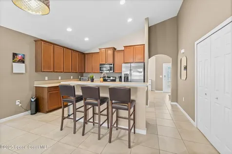 2389 Snapdragon Drive NW Palm Bay FL 32907