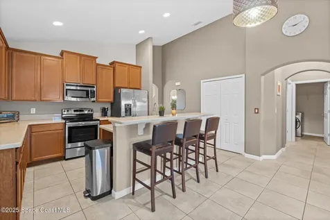 2389 Snapdragon Drive NW Palm Bay FL 32907