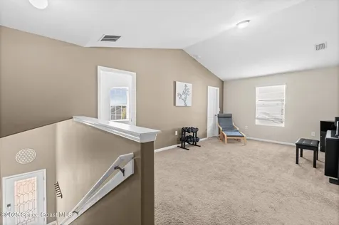 2389 Snapdragon Drive NW Palm Bay FL 32907
