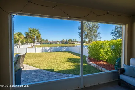 2389 Snapdragon Drive NW Palm Bay FL 32907