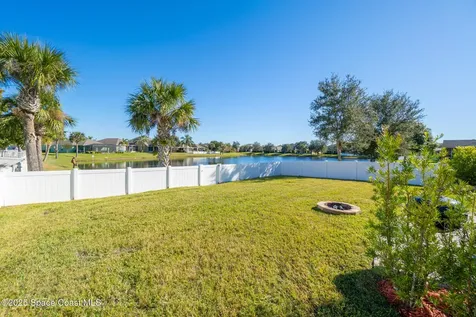 2389 Snapdragon Drive NW Palm Bay FL 32907