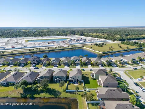 2389 Snapdragon Drive NW Palm Bay FL 32907