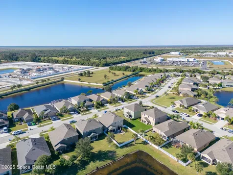 2389 Snapdragon Drive NW Palm Bay FL 32907