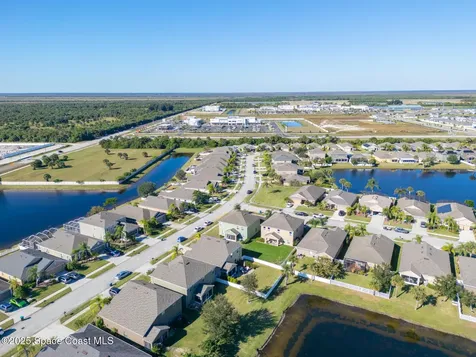 2389 Snapdragon Drive NW Palm Bay FL 32907