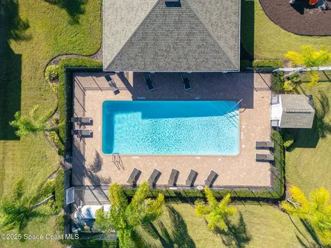 2389 Snapdragon Drive NW Palm Bay FL 32907