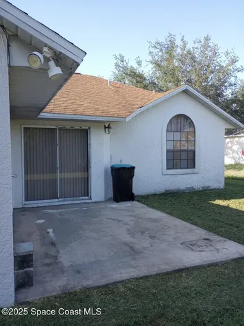 1868 Zaminder Street NW Palm Bay FL 32907