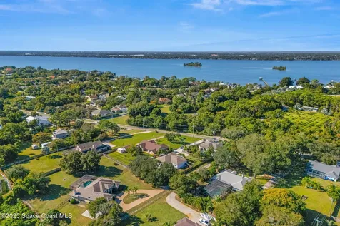 1564 S Tropical Trail Merritt Island FL 32952