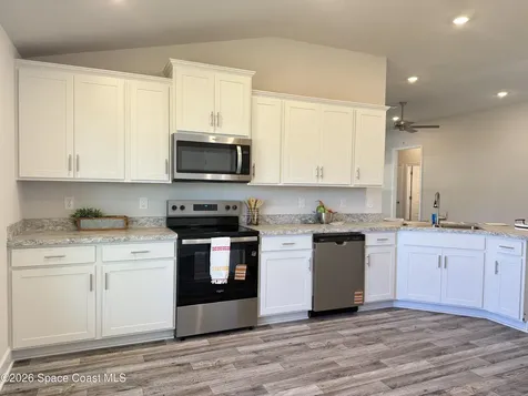 302 Quarry Lane Sebastian FL 32958