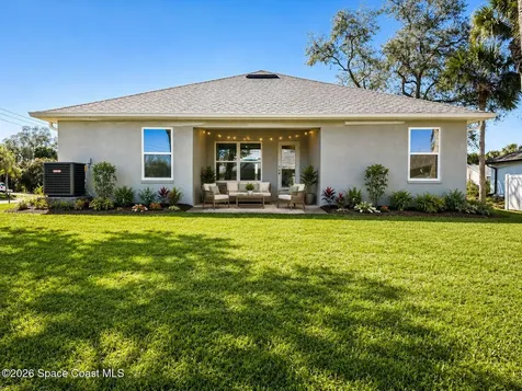 302 Quarry Lane Sebastian FL 32958