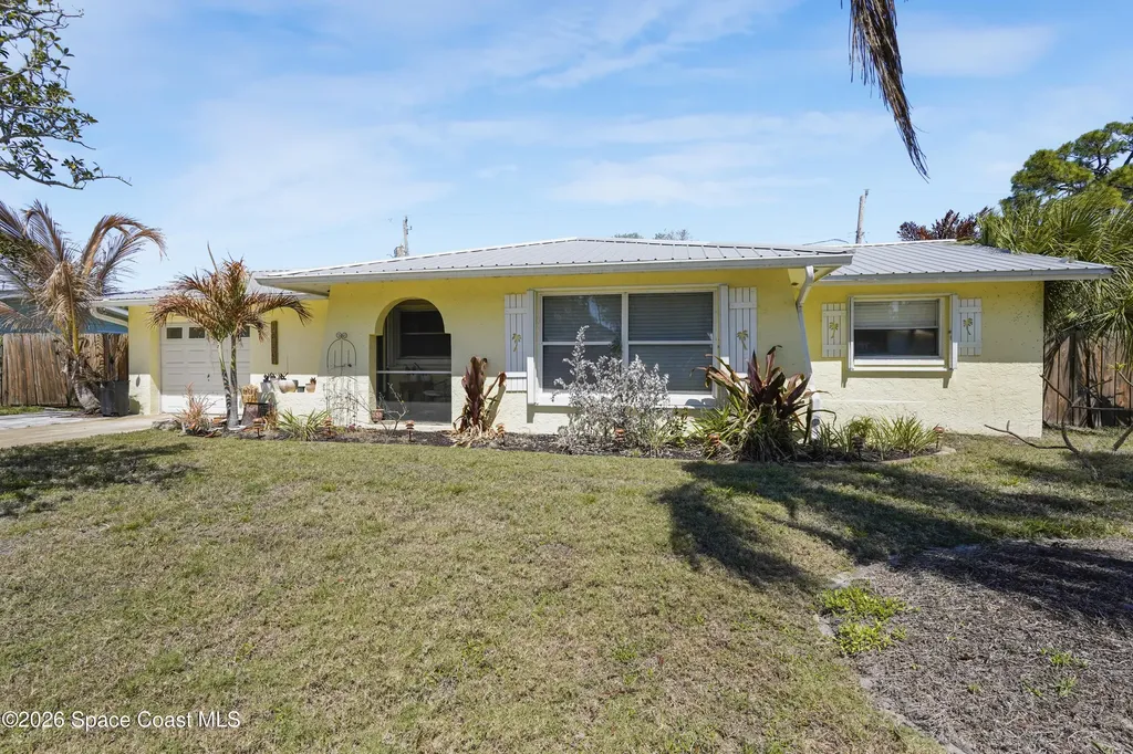 1820 Via Roma Merritt Island FL 32952