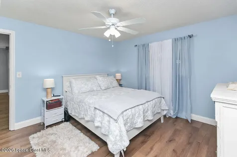 1820 Via Roma Merritt Island FL 32952