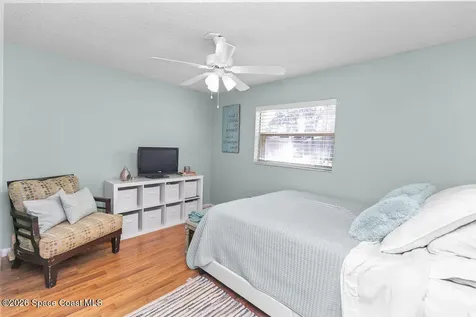 1820 Via Roma Merritt Island FL 32952