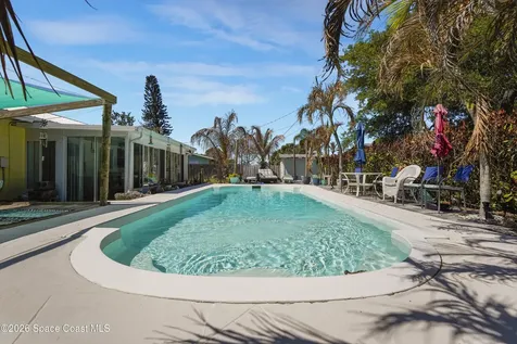 1820 Via Roma Merritt Island FL 32952