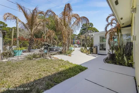 1820 Via Roma Merritt Island FL 32952
