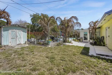 1820 Via Roma Merritt Island FL 32952