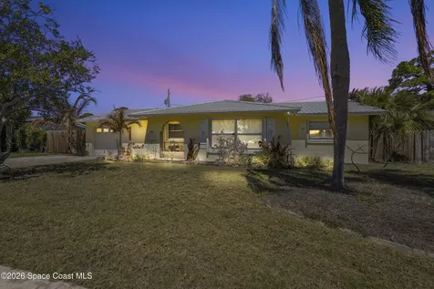 1820 Via Roma Merritt Island FL 32952