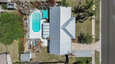 1820 Via Roma Merritt Island FL 32952