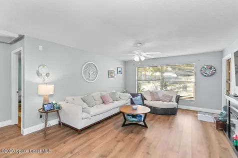 1820 Via Roma Merritt Island FL 32952