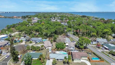 1820 Via Roma Merritt Island FL 32952