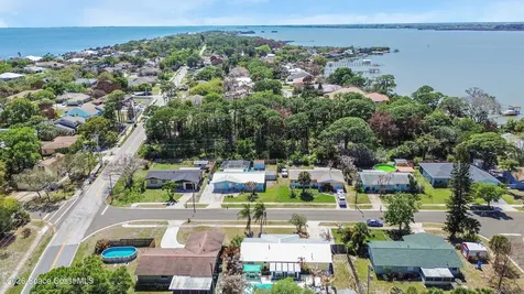 1820 Via Roma Merritt Island FL 32952