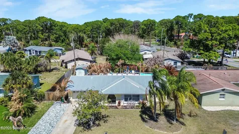 1820 Via Roma Merritt Island FL 32952