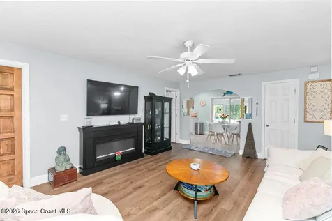 1820 Via Roma Merritt Island FL 32952