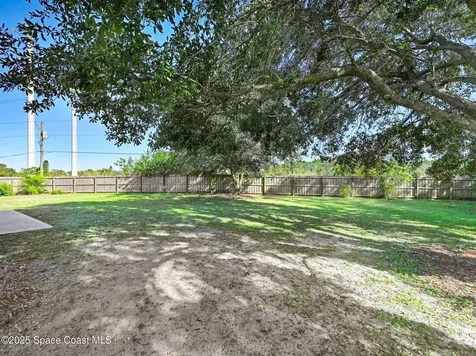565 White Cap Court NW Palm Bay FL 32907
