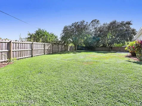 565 White Cap Court NW Palm Bay FL 32907