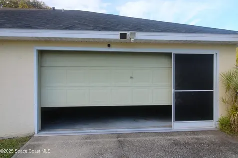 1021 Sablon Street SE Palm Bay FL 32909