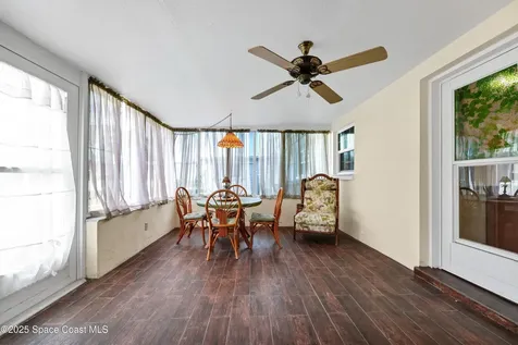 304 Emerald Place E Indian Harbour Beach FL 32937