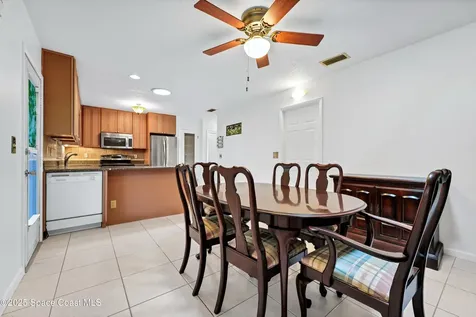 304 Emerald Place E Indian Harbour Beach FL 32937