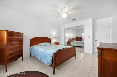 304 Emerald Place E Indian Harbour Beach FL 32937