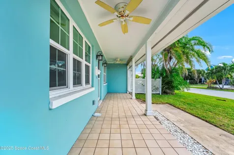 304 Emerald Place E Indian Harbour Beach FL 32937