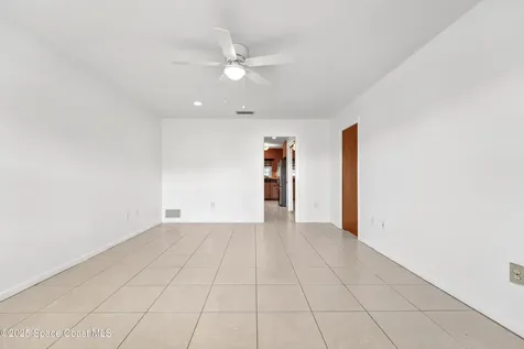 304 Emerald Place E Indian Harbour Beach FL 32937