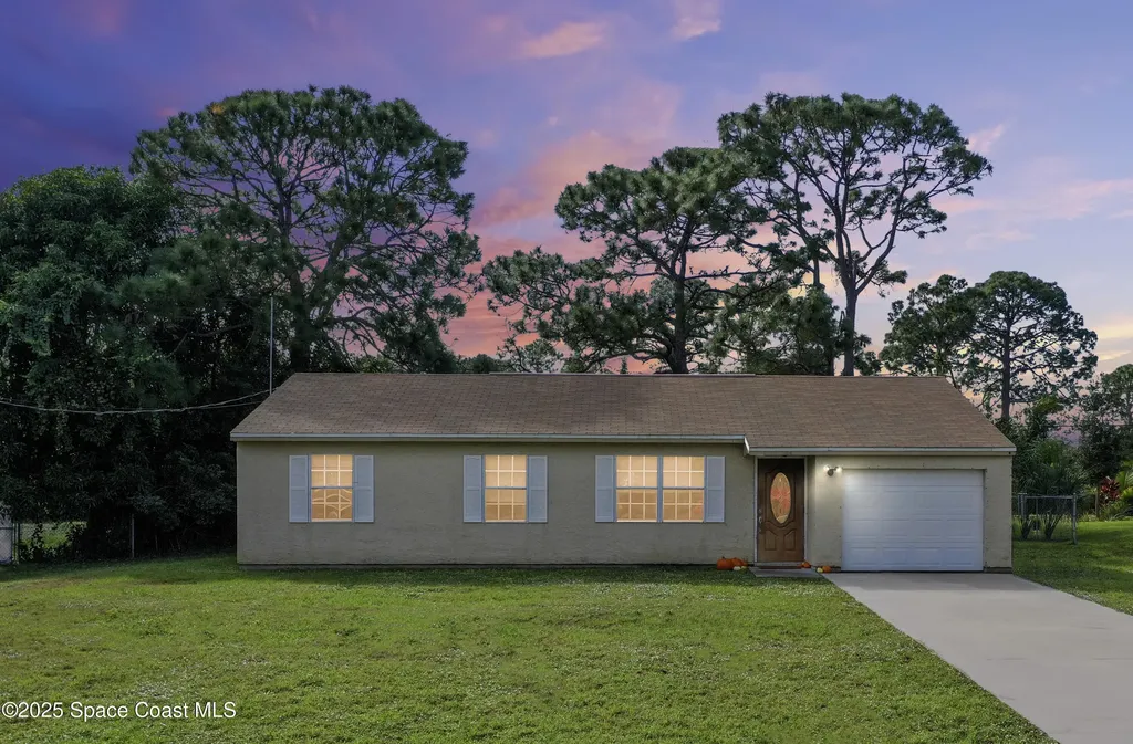 306 Brantley Street SE Palm Bay FL 32909