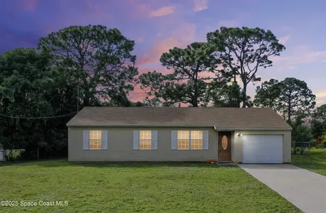 306 Brantley Street SE Palm Bay FL 32909