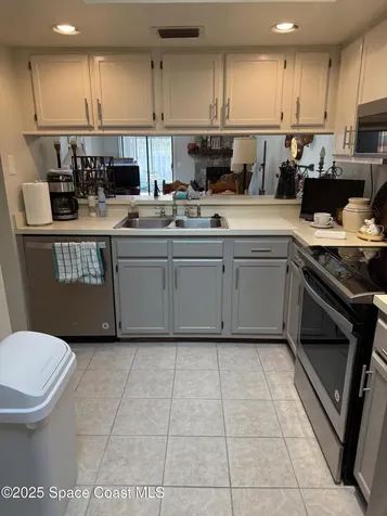 471 L M Davey Lane Titusville FL 32780