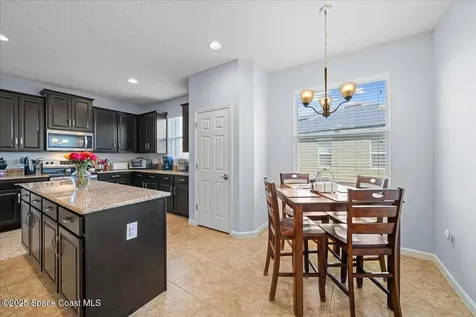 634 Easton Forest Circle SE Palm Bay FL 32909