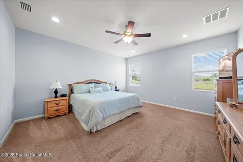 634 Easton Forest Circle SE Palm Bay FL 32909