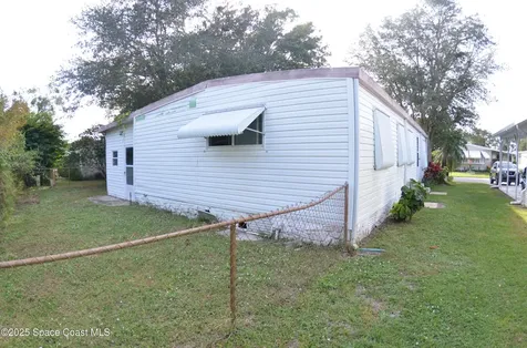1056 Wren Circle Barefoot Bay FL 32976