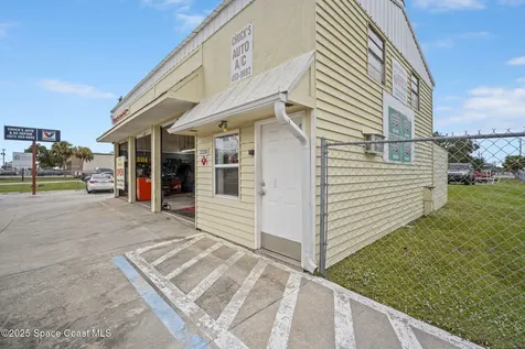 3330 N Courtenay Parkway Merritt Island FL 32953