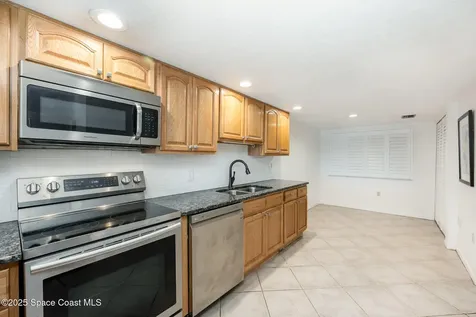 18 Marina Isles Boulevard Indian Harbour Beach FL 32937