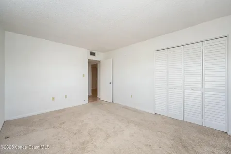 18 Marina Isles Boulevard Indian Harbour Beach FL 32937