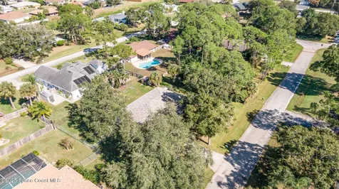 351 Myakka Street NE Palm Bay FL 32907