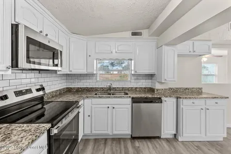 7506 Roberts Road Fort Pierce FL 34951