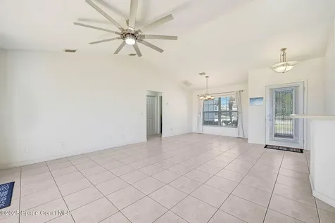 445 Lakeview Avenue Titusville FL 32796